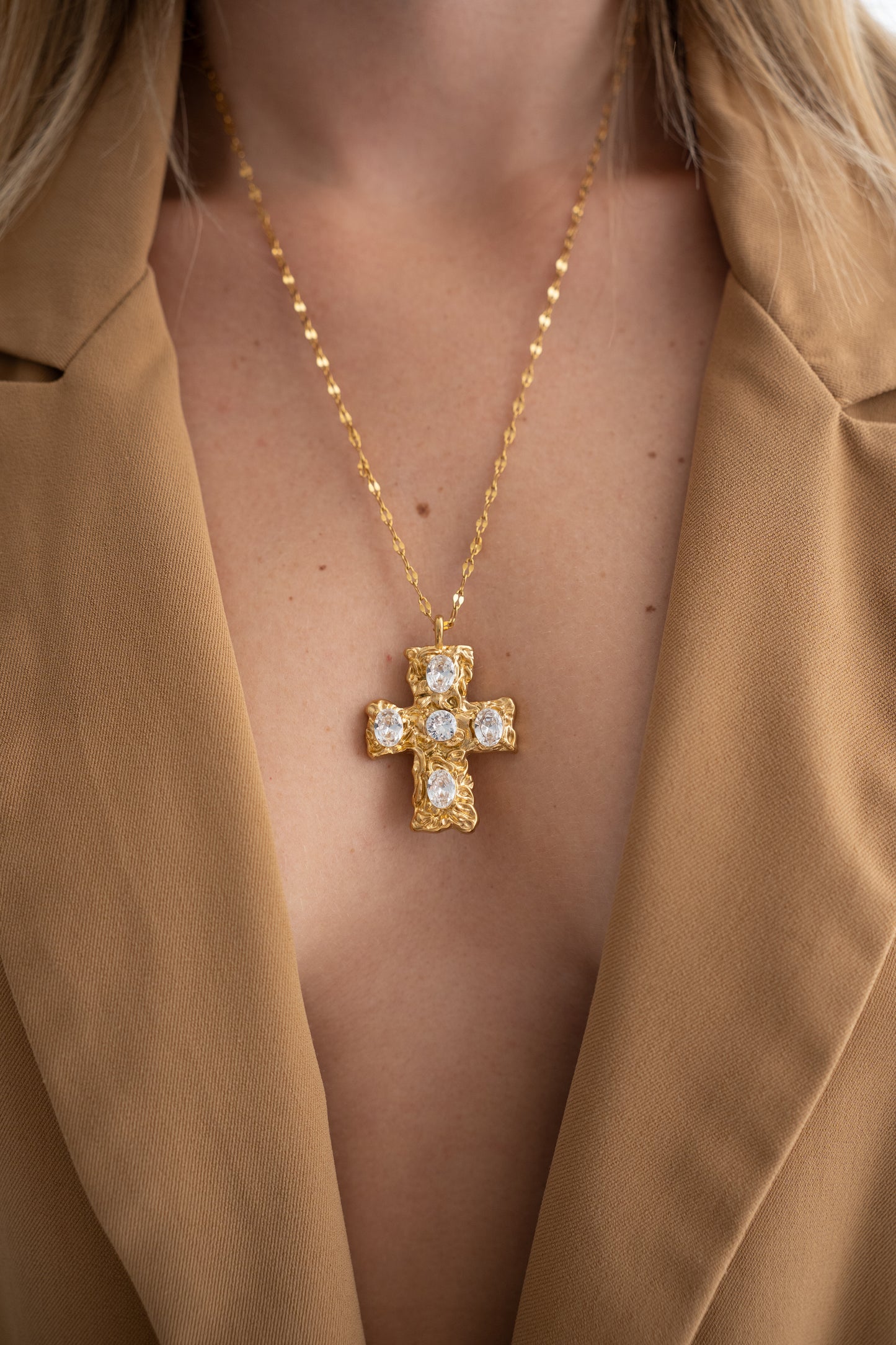 Collana Giglio bianco